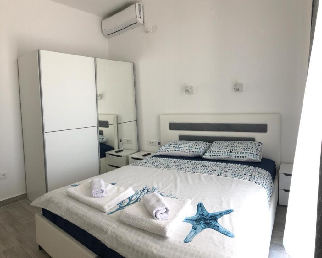 Apartmani Cupara Tivat Eksteriør bilde